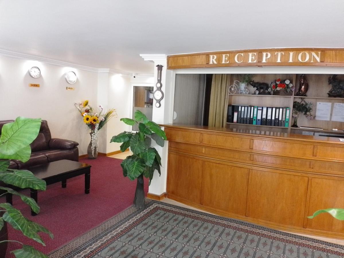 Санта Марина Hotel Várna Kültér fotó