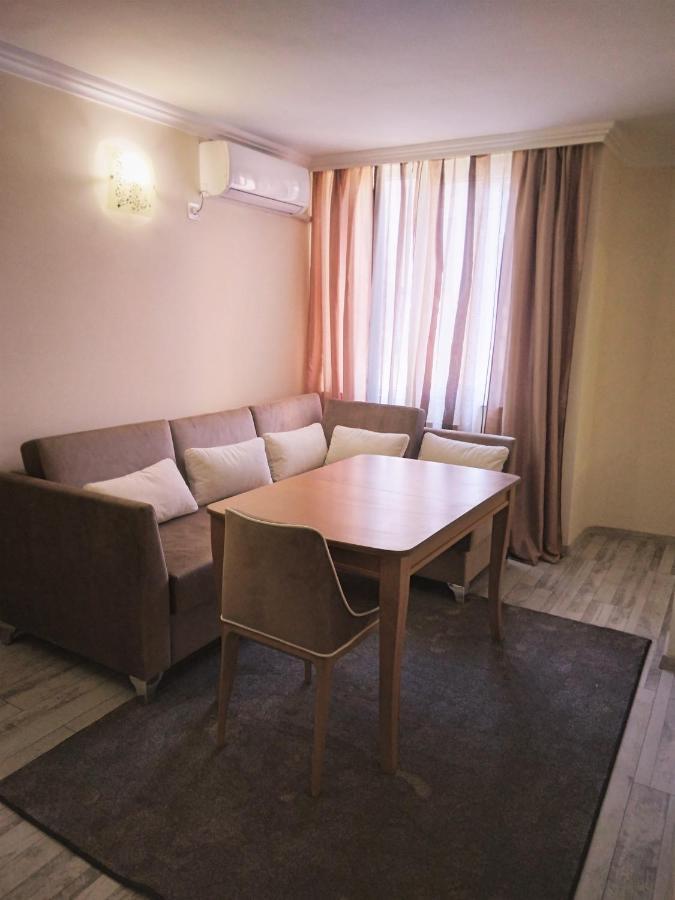 Санта Марина Hotel Várna Kültér fotó